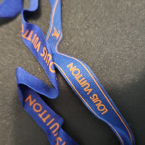 Louis Vuitton | Other | Louis Vuitton Royal Blue Ribbon Collection 3 ...